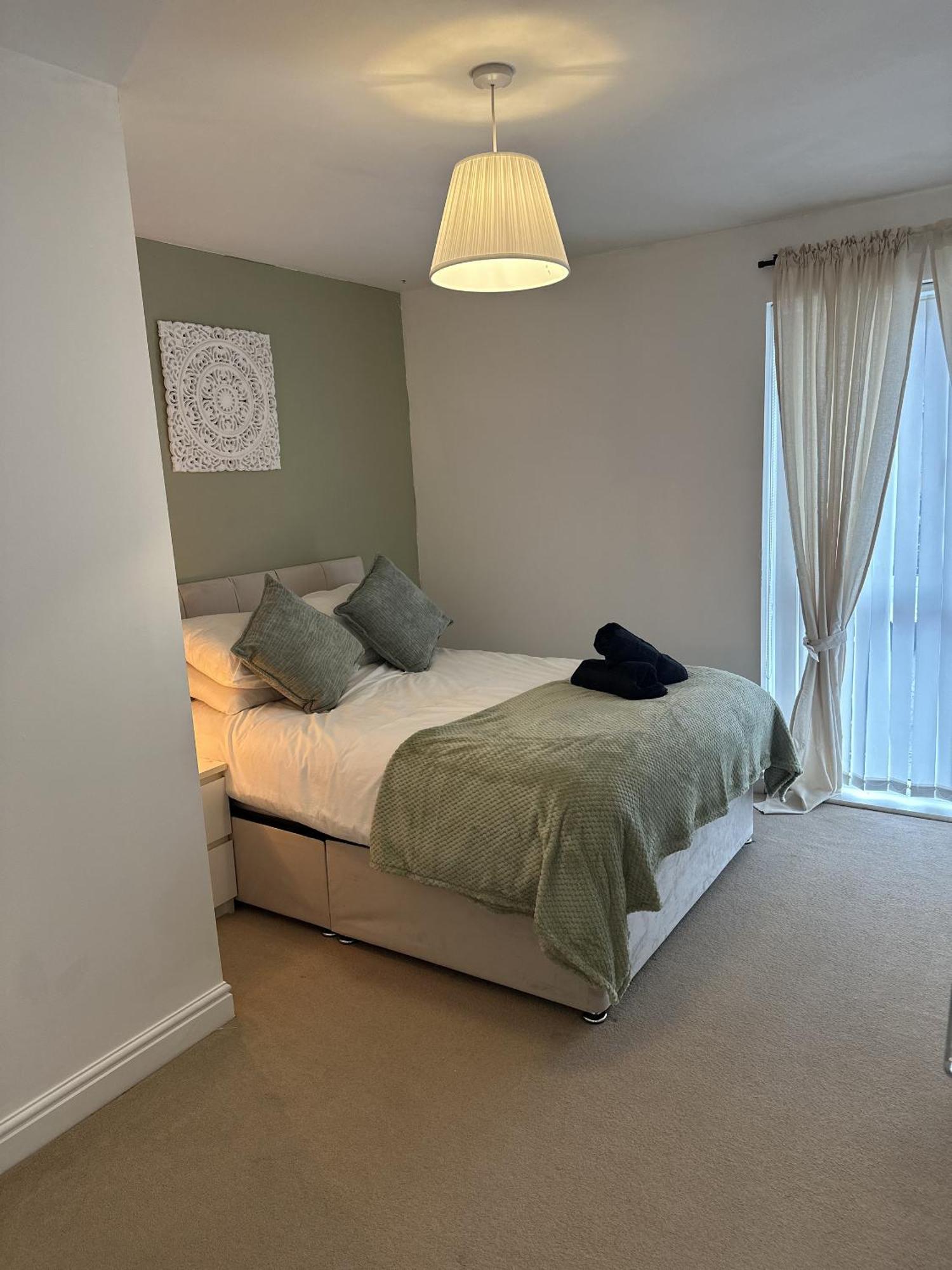2 Bdr City Centre Apartment With Parking Кардифф Экстерьер фото